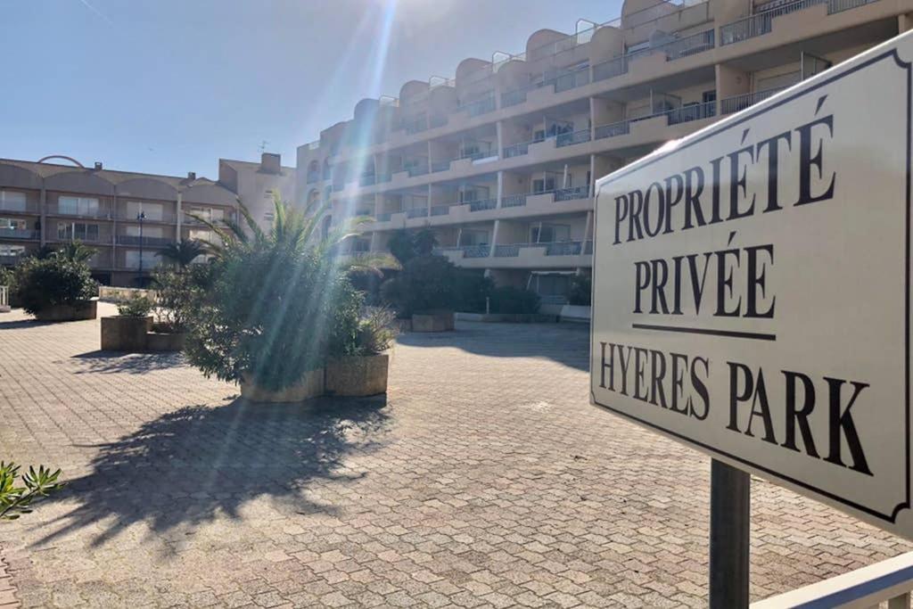 Studio Port De Hyeres Proche Des Plages Eksteriør billede